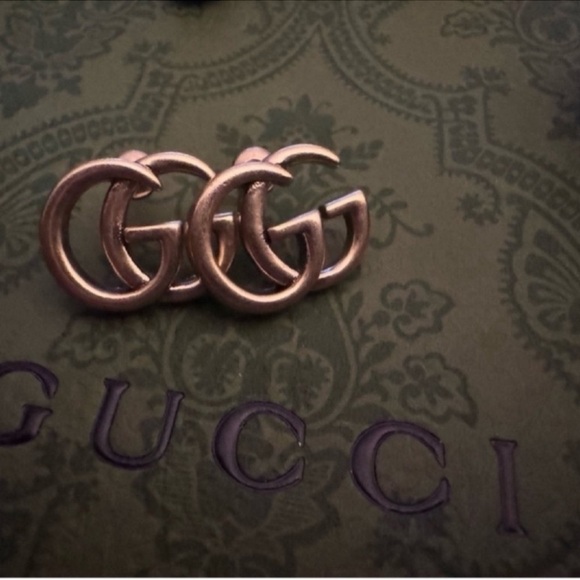 Gucci Metallic GG Logo Earrings - Picture 11 of 11